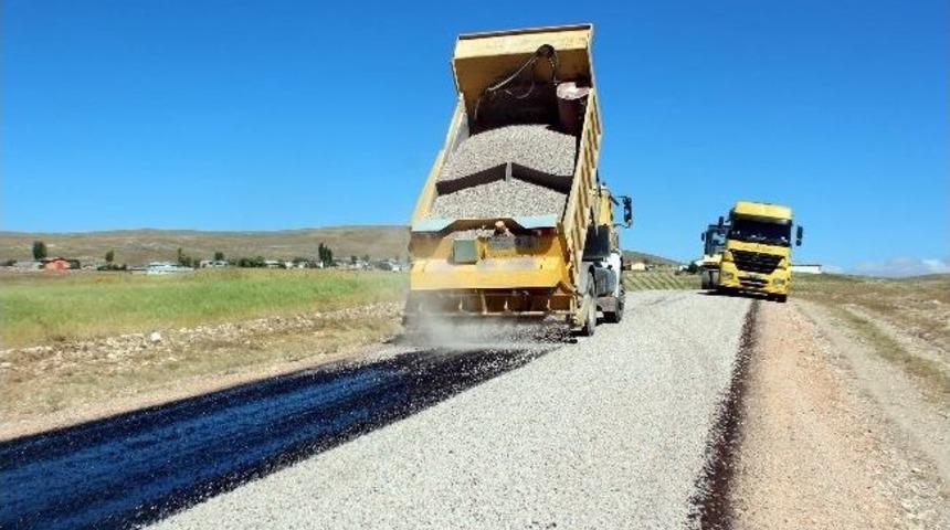 Kırsal Alt Yapı &Ccedil;alışmaları Devam Ediyor