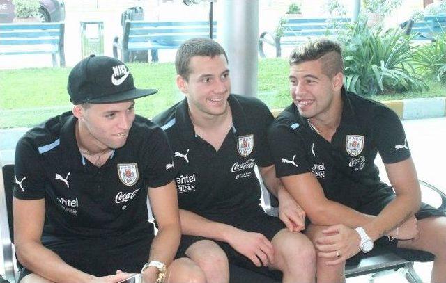 Urugay U20 Takımı İstanbul a Gitti 2