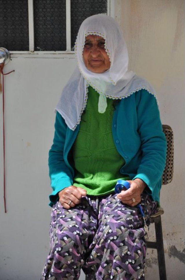 Bese Hozat ın Annesi: Barış Gelirse Kurbanlar Keseceğim 2