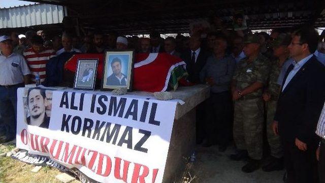 Ali İsmail Korkmaz ın Cenazesine Askerler İle Vekiller De Katıldı 2