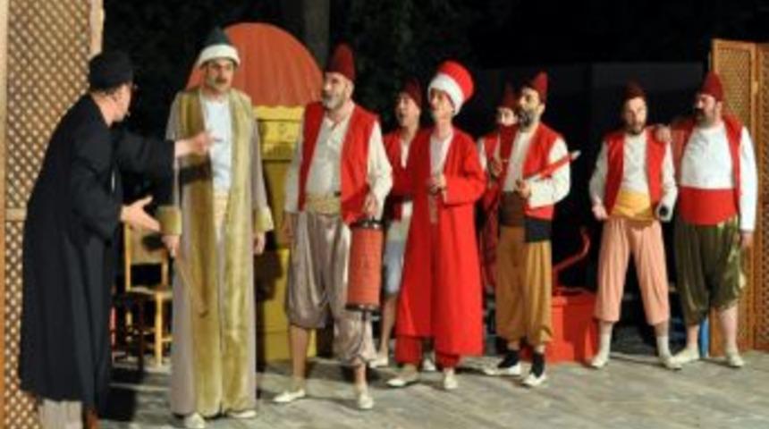 Ramazan&rsquo;da Tiyatro Keyfi Devam Ediyor