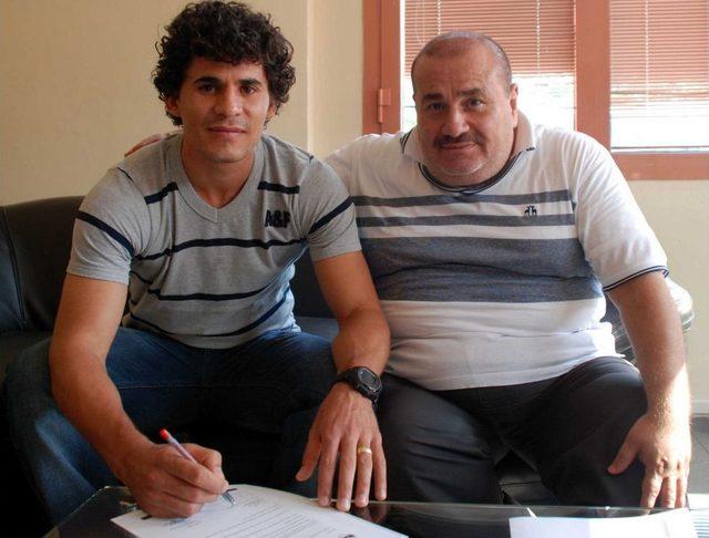 Adanaspor, Brezilyalı Tiago Bezerra Ile Anlaştı 1