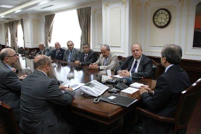 Bakan Eker, Aso Başkanı &Ouml;zdebir Ve Beraberindeki Heyeti Kabul Etti 1