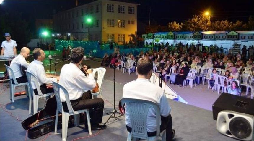 Başkan Eyvaz, Ramazan Sokağını Ziyaret Etti