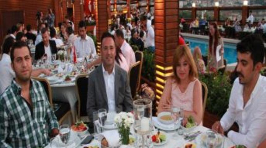 T&Uuml;YAP Ile 2013'te 44 &Uuml;lkeden 400 Bin 976 Kişi Bursa Fuarlarını Ziyaret Etti