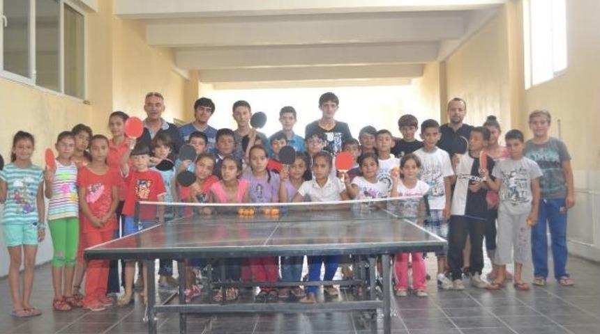 Kula Halk Eğitim Merkezi'nden Masa Tenisi Kursu