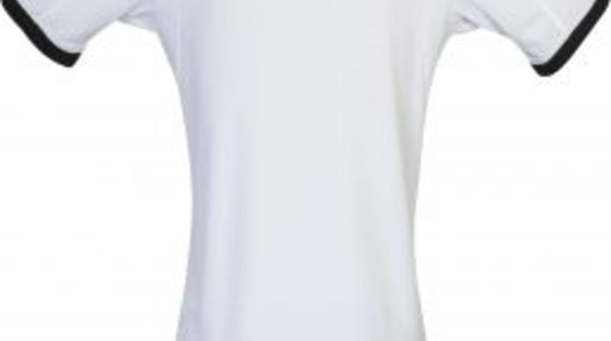 Beşiktaş&rsquo;ın Yeni '&Ccedil;ubuklu Forma'ları Taraftarın Beğenisine Sunuluyor