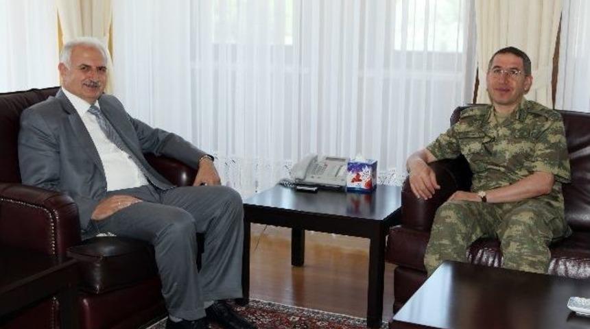 4. Zırhlı Tugay Komutanı Tuğgeneral Asım Kocaoğlu'ndan Veda Ziyareti