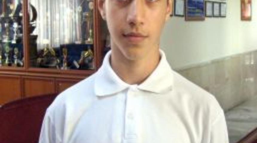 Trabzon&rsquo;un SBS Birincisi Alparslan&rsquo;dan