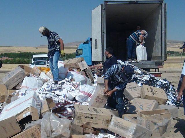 Kırşehir&rsquo;de 750 Bin Paket G&uuml;mr&uuml;k Ka&ccedil;ağı Sigara Yakılarak Imha Edildi 1