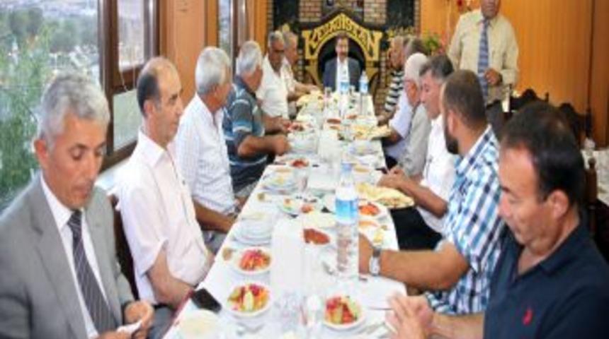 Başkan Odabaşı K&ouml;y Muhtarları Ile Iftar Yaptı