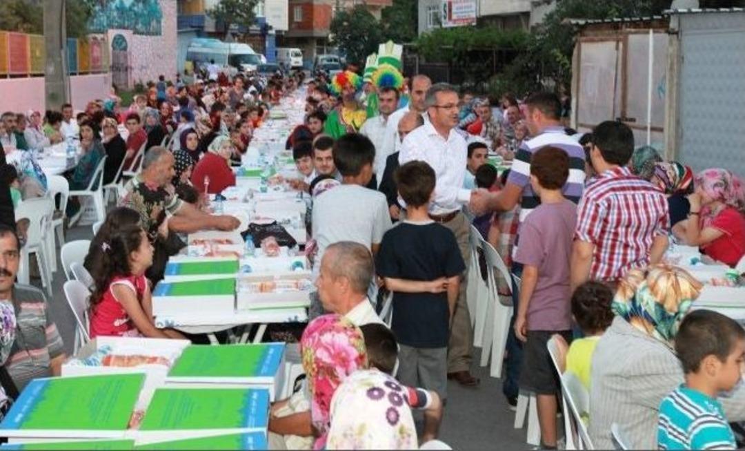 Arap&ccedil;eşme Sakinleri İftarda Buluştu