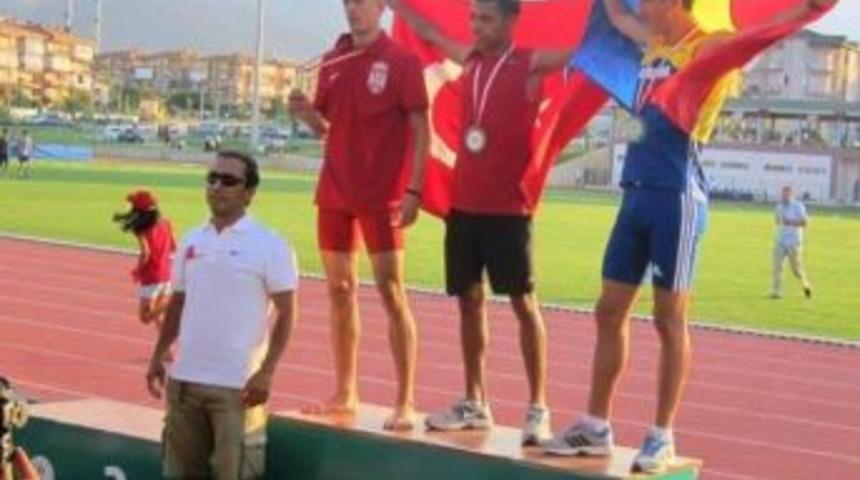 Kağıtsporlu Utku Balkan Şampiyonu Oldu