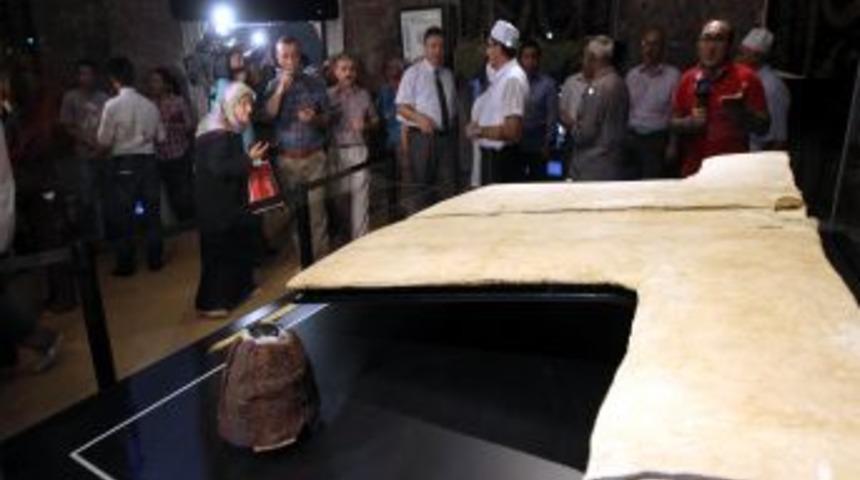 Hırka-i Şerif Ziyarete A&ccedil;ıldı