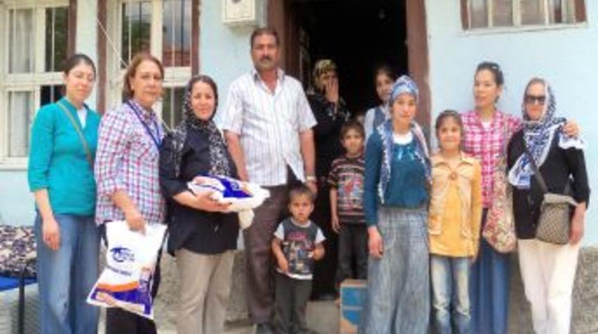 G&ouml;n&uuml;ll&uuml; Oldular Yardıma Koştular