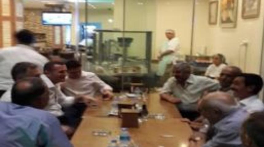 K&ouml;pr&uuml;başı'nda Başkandan Belediye Meclis &Uuml;yelerine İftar