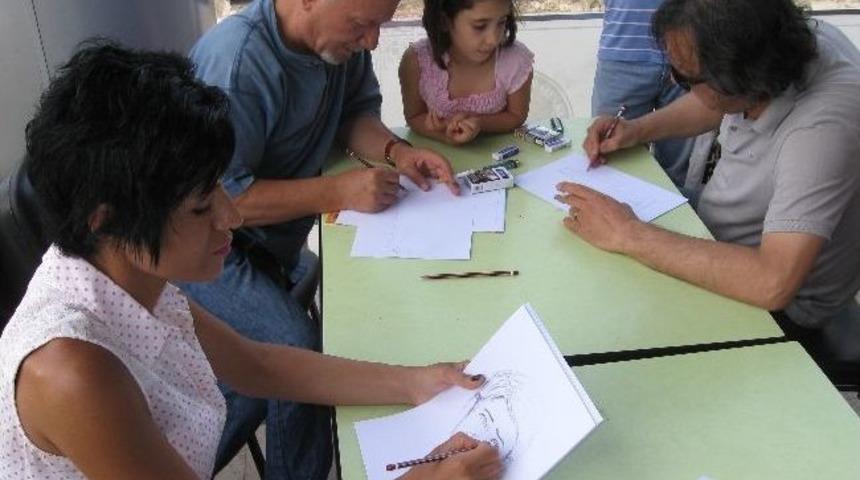 Eskişehirli Karikat&uuml;ristler Akşehir Nasreddin Hoca Şenlikleri'nde