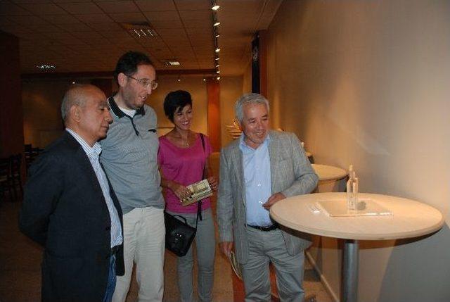 Eskişehirli Karikat&uuml;ristler Akşehir Nasreddin Hoca Şenlikleri nde 2