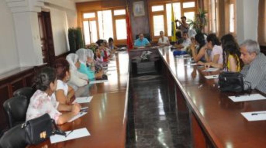 Kadınlara Madde Bağımlılığıyla Nasıl M&uuml;cadele Edileceği Anlatıldı