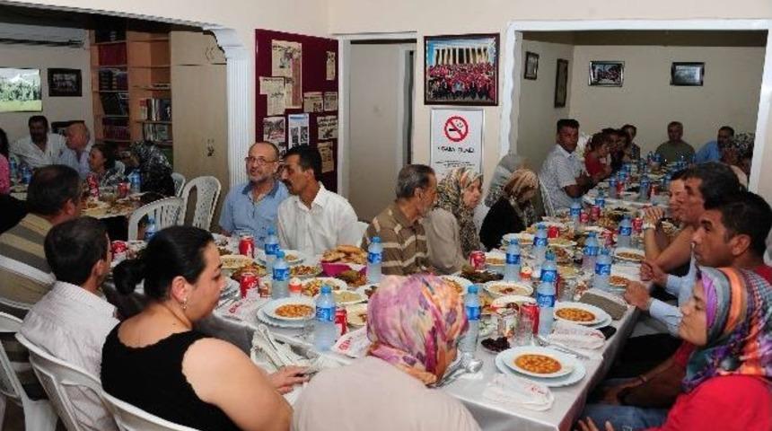 Bal&ccedil;ovada İftarlar Semt Evleri'nden