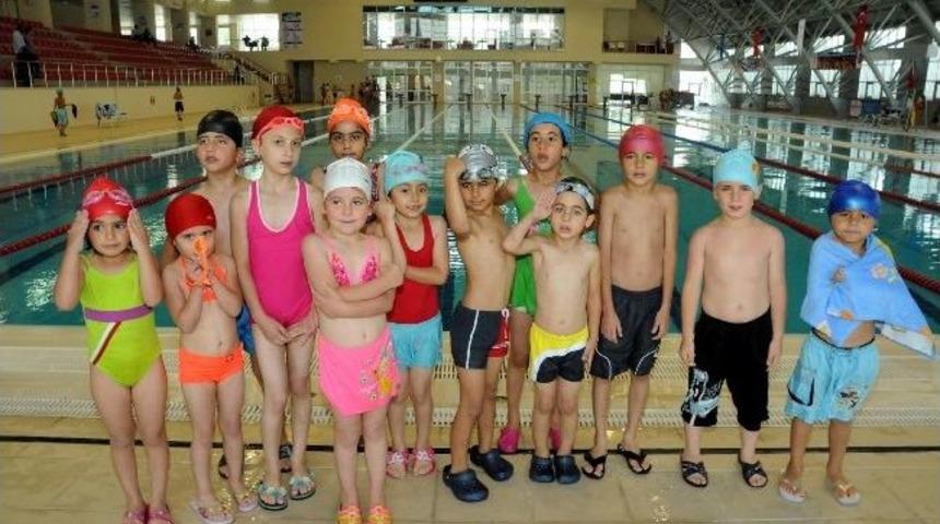 Doğu&rsquo;nun En Modern Y&uuml;zme Havuzu