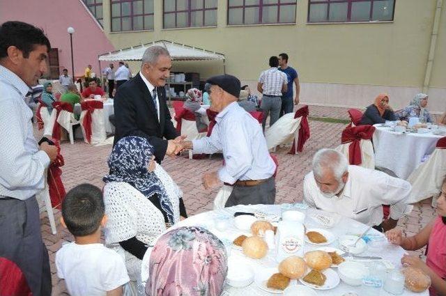 Şehit Yakınları, Gaziler Ve Aileleri İftarda Buluştu