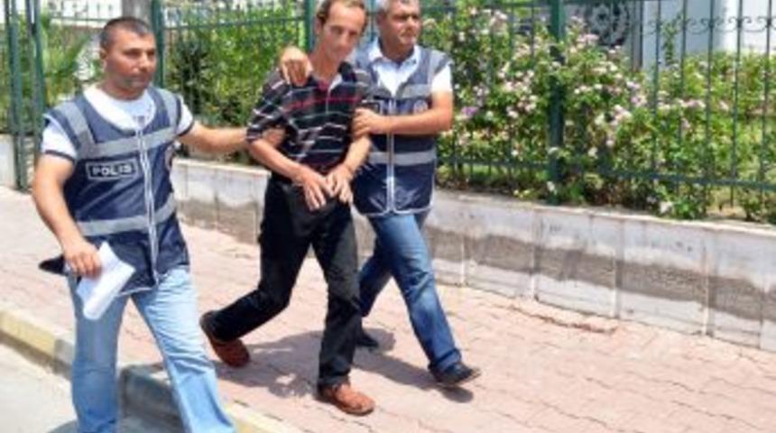 Baş&ouml;rt&uuml;l&uuml; &Ouml;ğretmeni Darp Eden Zanlı, Daha &Ouml;nce De Benzer Bir Olaya Karışmış