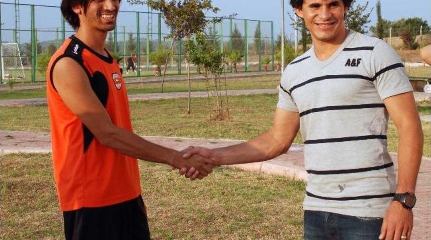 Adanaspor'da Tiago Takım Arkadaşları İle Tanıştı