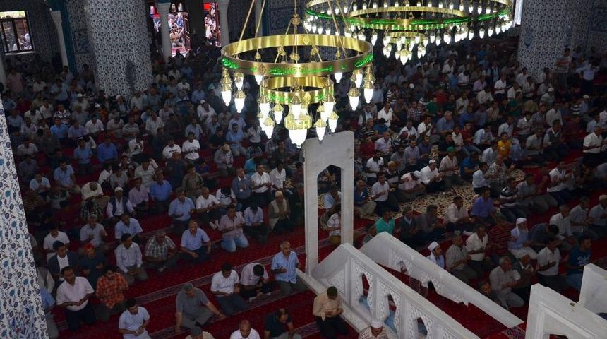 Iğdır Merkez Camii, Dualarla Ibadete A&ccedil;ıldı