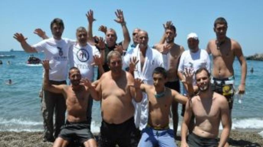 110. Kuruluş Yıld&ouml;n&uuml;m&uuml;nde 10 Bin 110 Kula&ccedil; Attılar