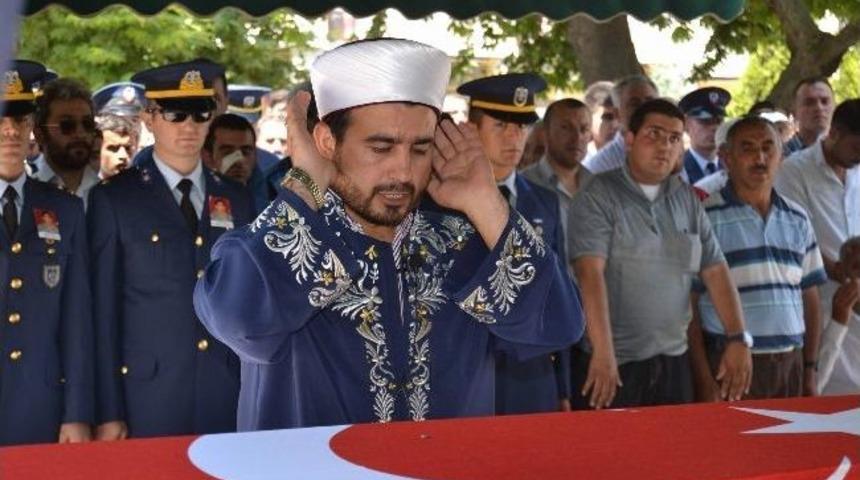 S&ouml;ke'de İntihar Eden Asker Kayseri&rsquo;de Son Yolculuğuna Uğurlandı