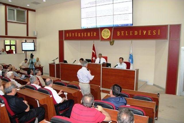 Büyükşehir Meclisi Olağanüstü Toplandı