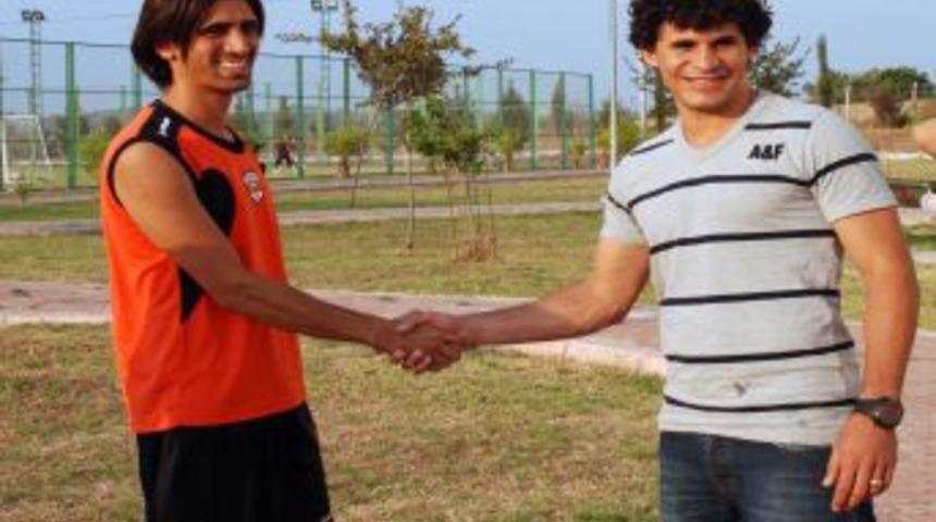 Adanaspor'un Yeni Transferi Tiago Ilk Antrenmanına &Ccedil;ıktı