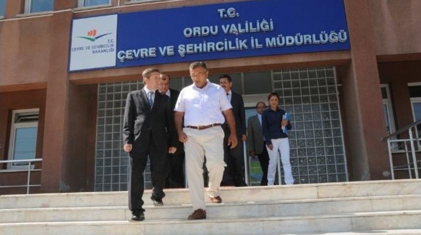 Vali &Ccedil;ift&ccedil;i, İl &Ccedil;evre Ve Şehircilik M&uuml;d&uuml;rl&uuml;ğ&uuml;n&uuml; Ziyaret Etti