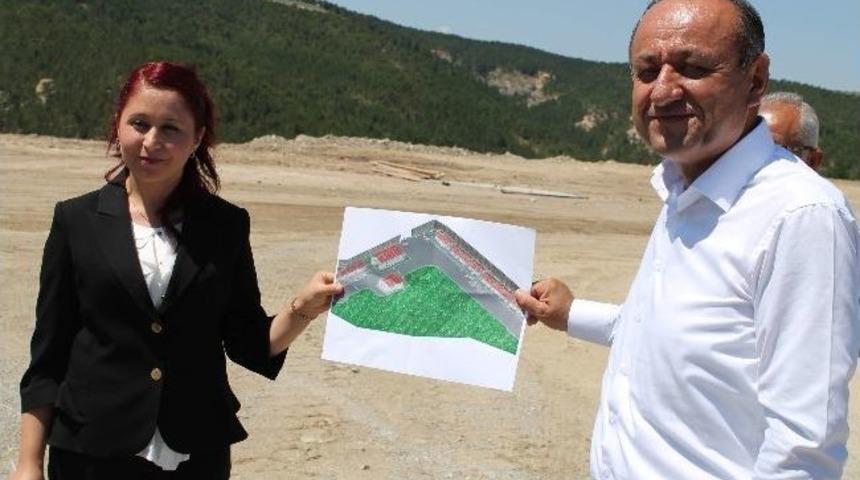 Belediye Fen İşleri M&uuml;d&uuml;r&uuml; Tahsin Babaş;