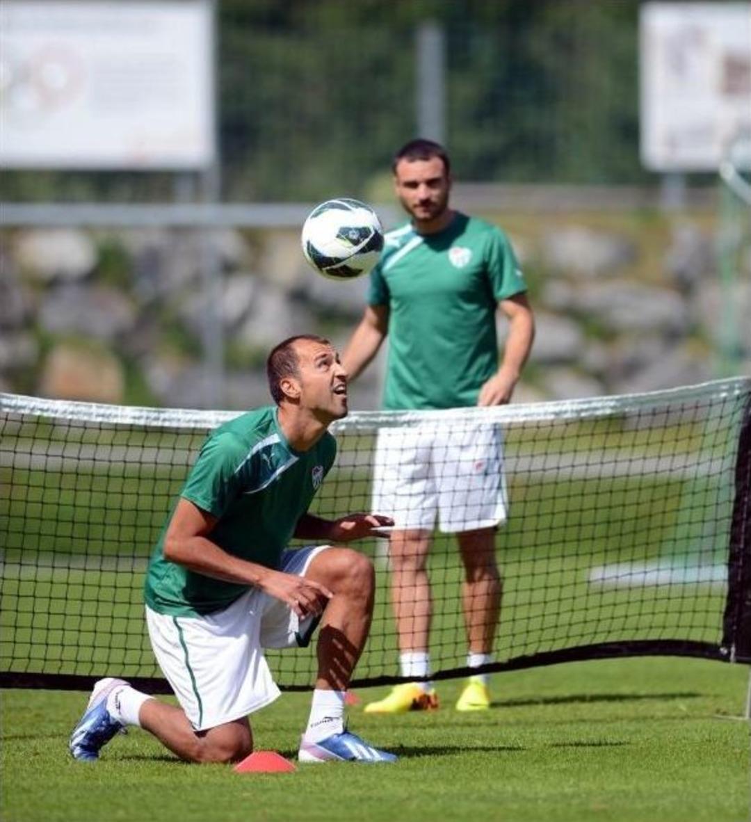 Bursaspor'da Ayak Tenisi Şov