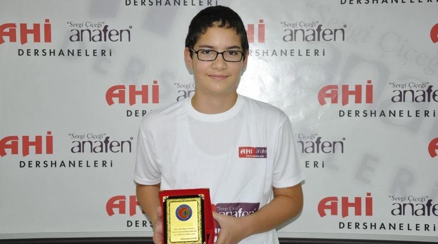 Amasya SBS Şampiyonları Yine Ahi Dershanesi&rsquo;nden