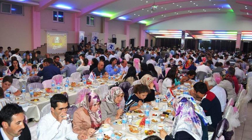 Merzifon Sanayici Ve İşadamları Derneği'nden Iftar