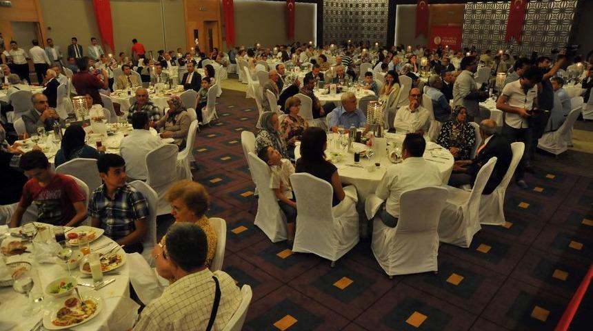 Gazi Ve Şehit Yakınları Iftarda Buluştu