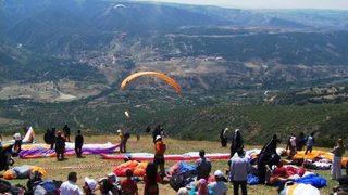 Gürsu’nun Yıldızları Şampiyonluğa Doymuyor