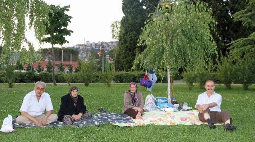 Sekapark, Oru&ccedil;larını A&ccedil;maya Gelen Vatandaşlarla Dolup Taşıyor