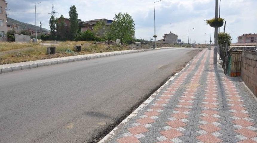 K&ouml;rfez Bağdat Caddesi Kaldırımları Yenilendi