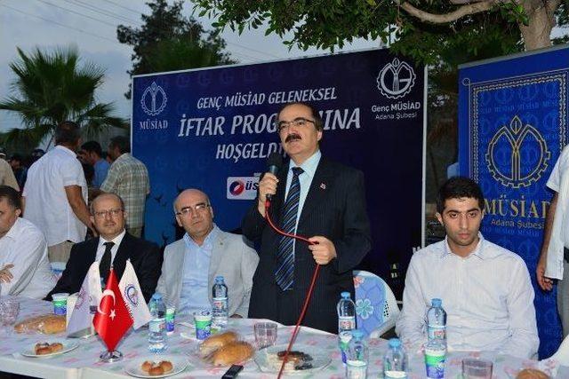 Genç Müsiad’tan İftar Yemeği