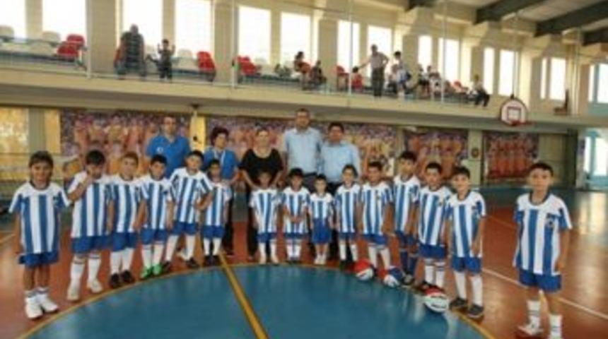 Kartal Belediyesi Yaz Spor Okulu başladı