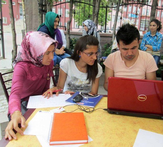 Yeni Bahar Derneği&rsquo;nden Tercih Desteği 1