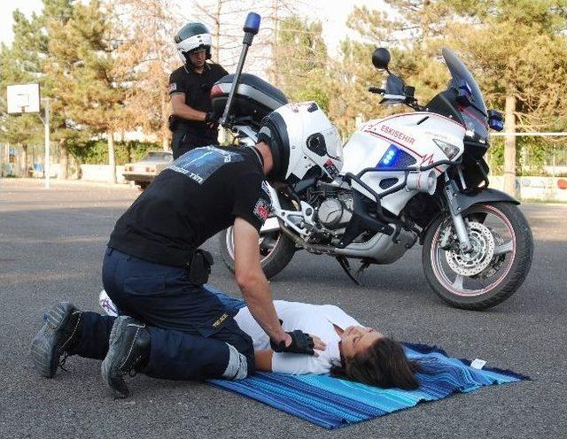 Bu Da Motor Ambulans 1