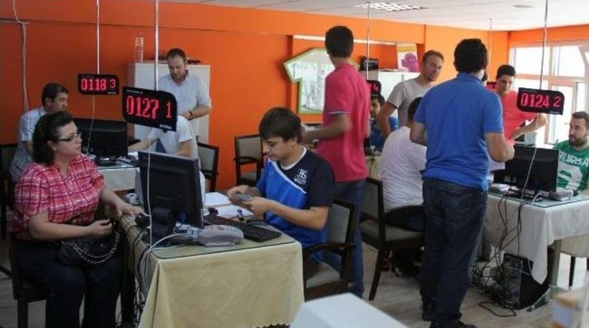 Bursasporlu Taraftarlar Kombinelere Akın Ediyor