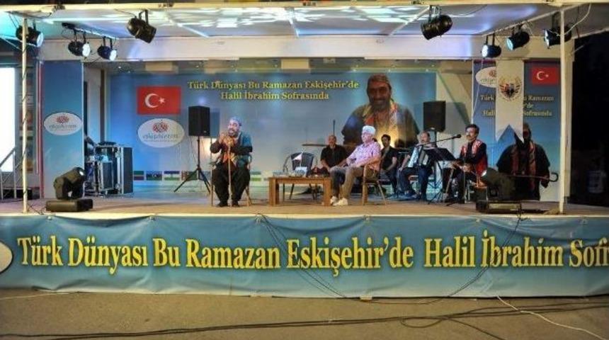 Muttalip&rsquo;teki İftar Sofrasında Gagavuzya Tanıtıldı