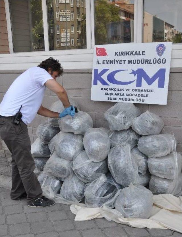 Kiralık Otomobille Uyuşturucu Sevkiyatı