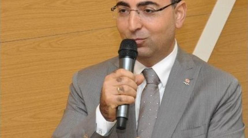 İzmir Valisi Toprak: &ldquo;k&uuml;resel G&uuml;&ccedil; İ&ccedil;in &Uuml;niversitelere B&uuml;y&uuml;k G&ouml;revler D&uuml;ş&uuml;yor&rdquo;